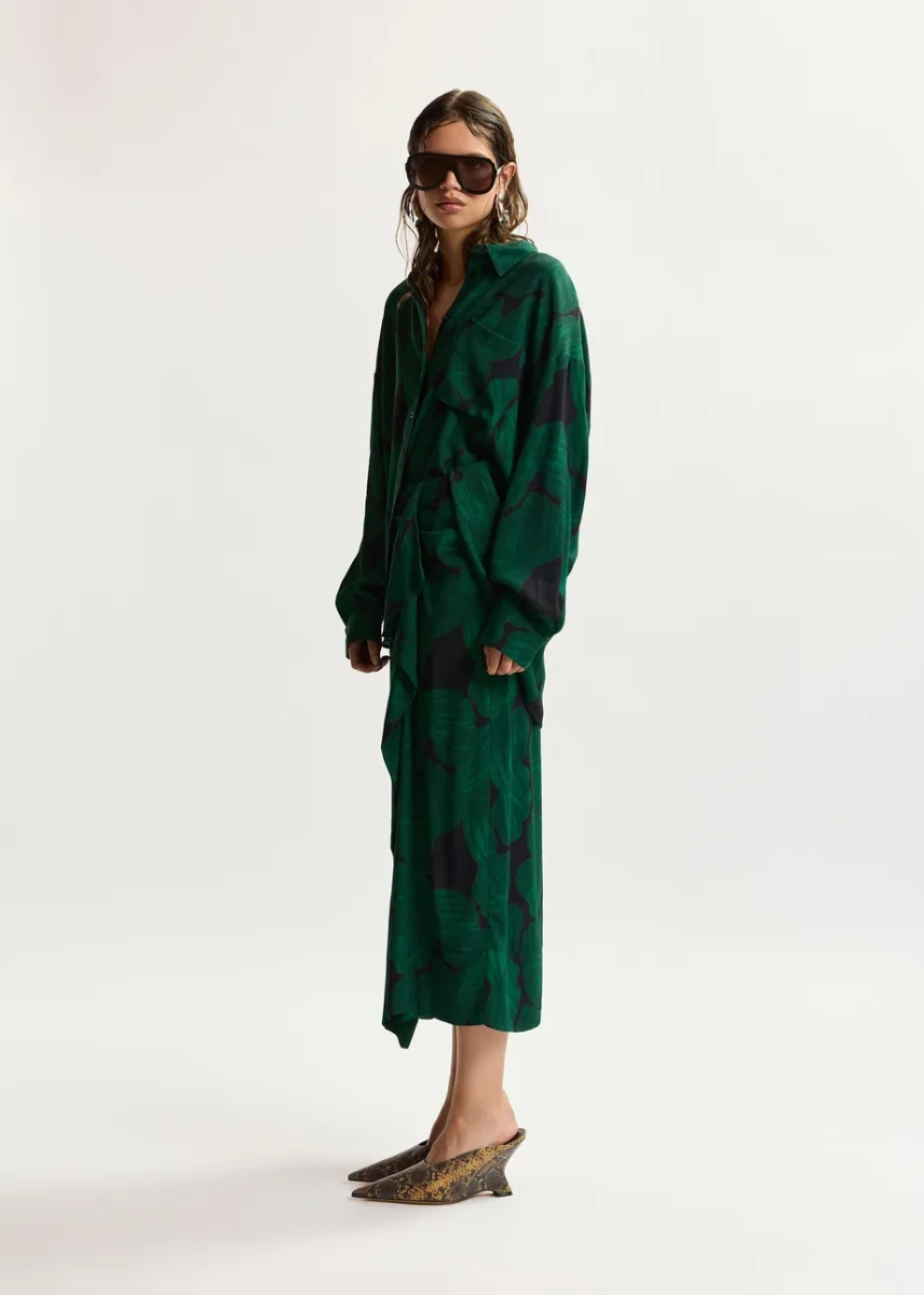 OVERSIZE KOSZULA Z PRINTEM W LIŚCIE ESSENTIEL ANTWERP