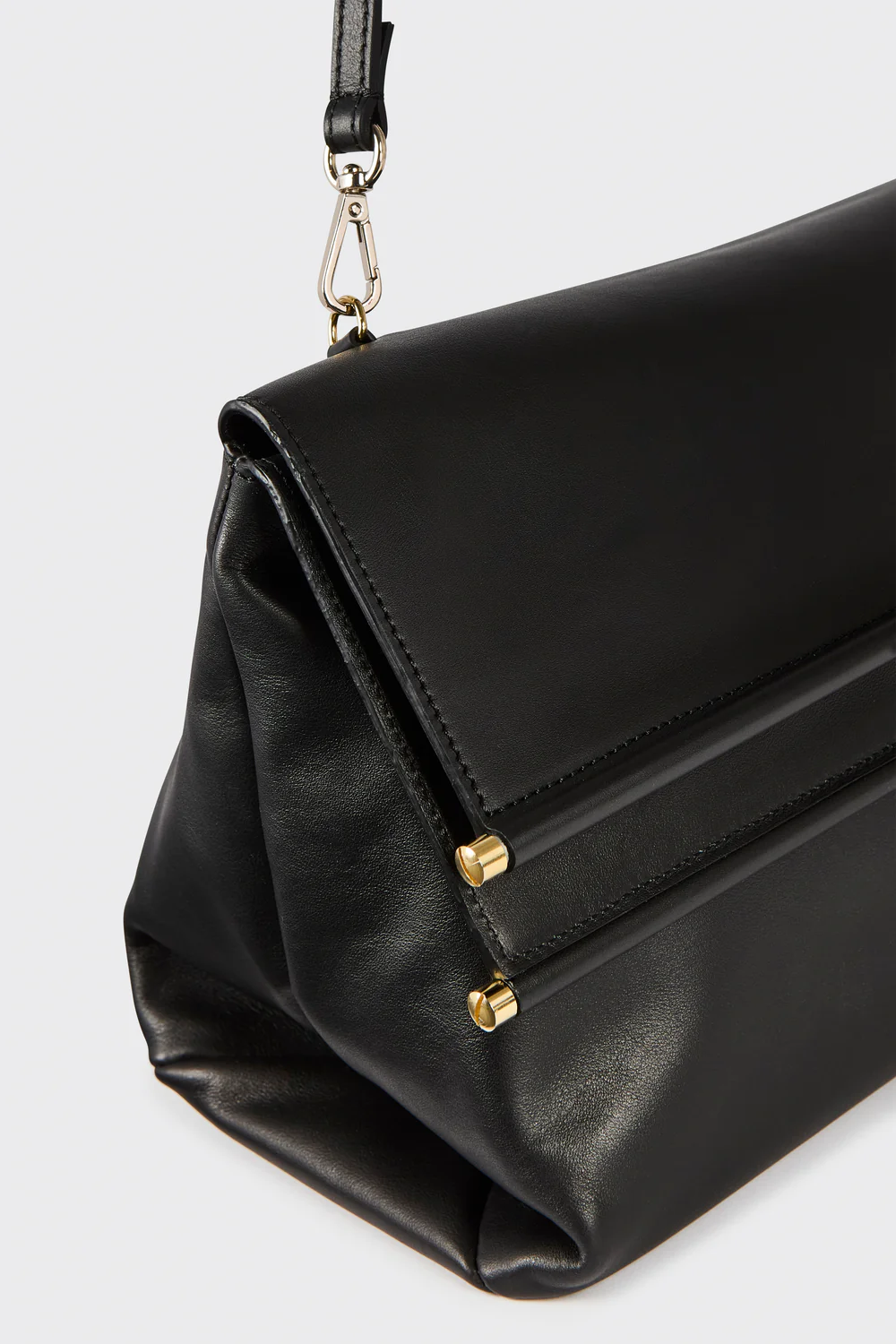 SKÓRZANA CZARNA TORBA CLUTCH LIVIANA CONTI